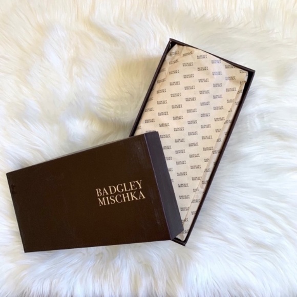 Badgley Mischka Light Pink Bali Jelly Flip Flops - Picture 8 of 8